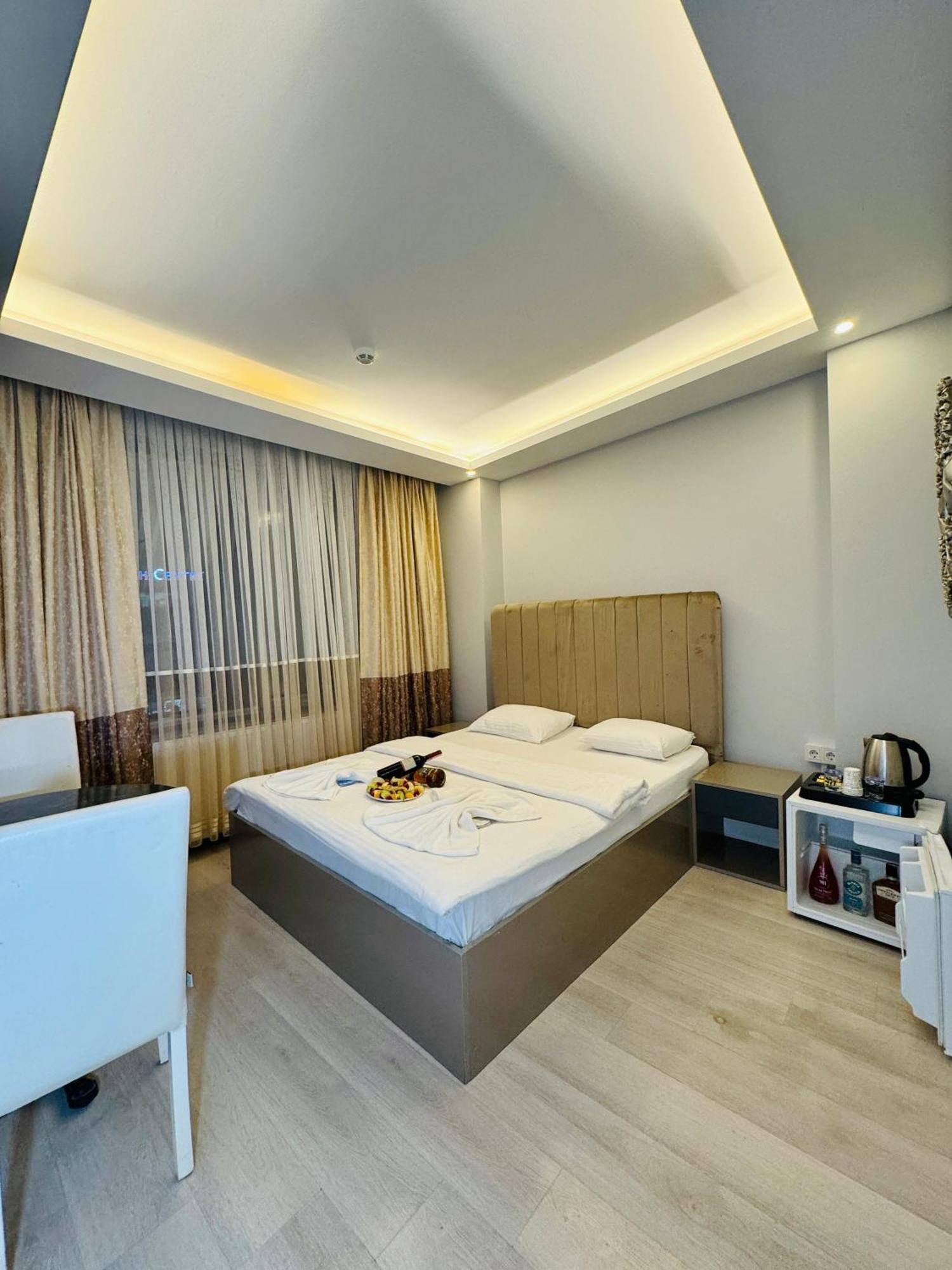 Blueway Hotel Istanbul Exterior photo