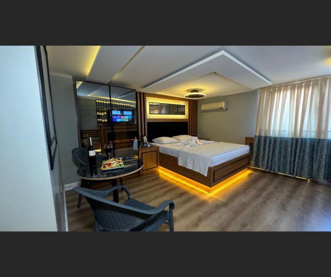 Blueway Hotel Istanbul Exterior photo